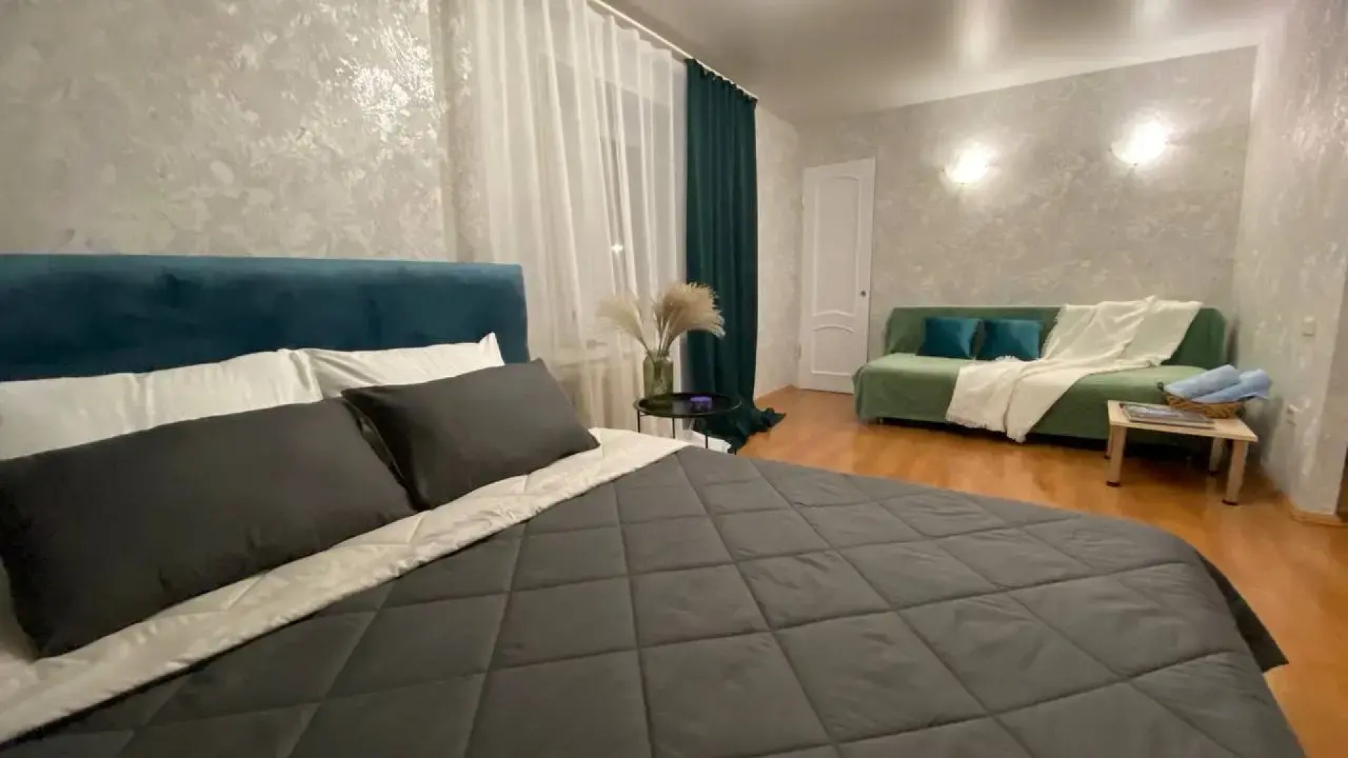 Апартаменты Альфа Хоум Плюс в сердце Челябинска