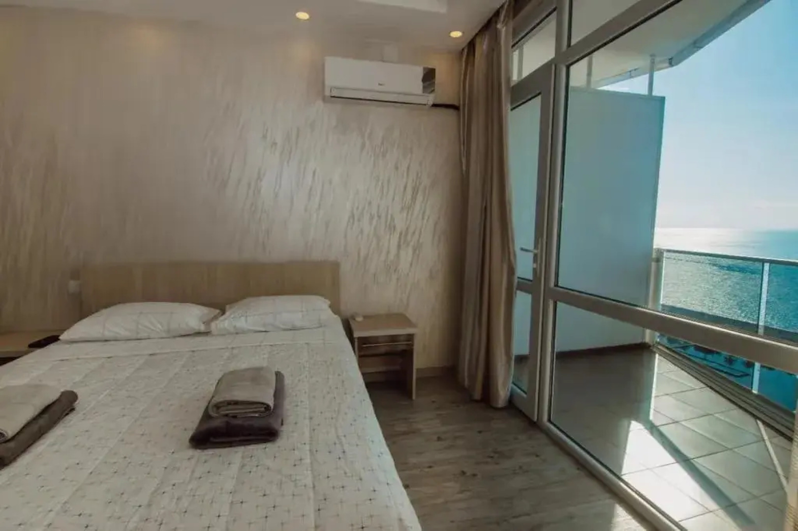 Апартаменты City Centre Vip24