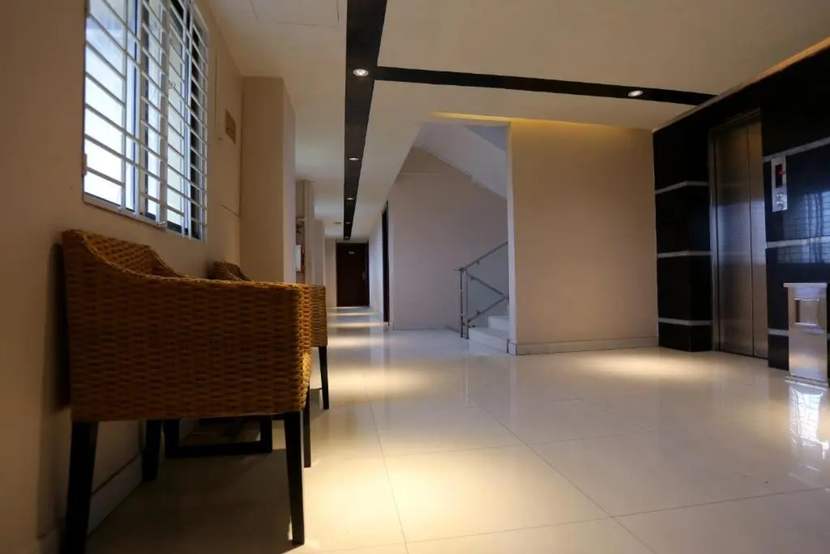 Отель Orchid Business