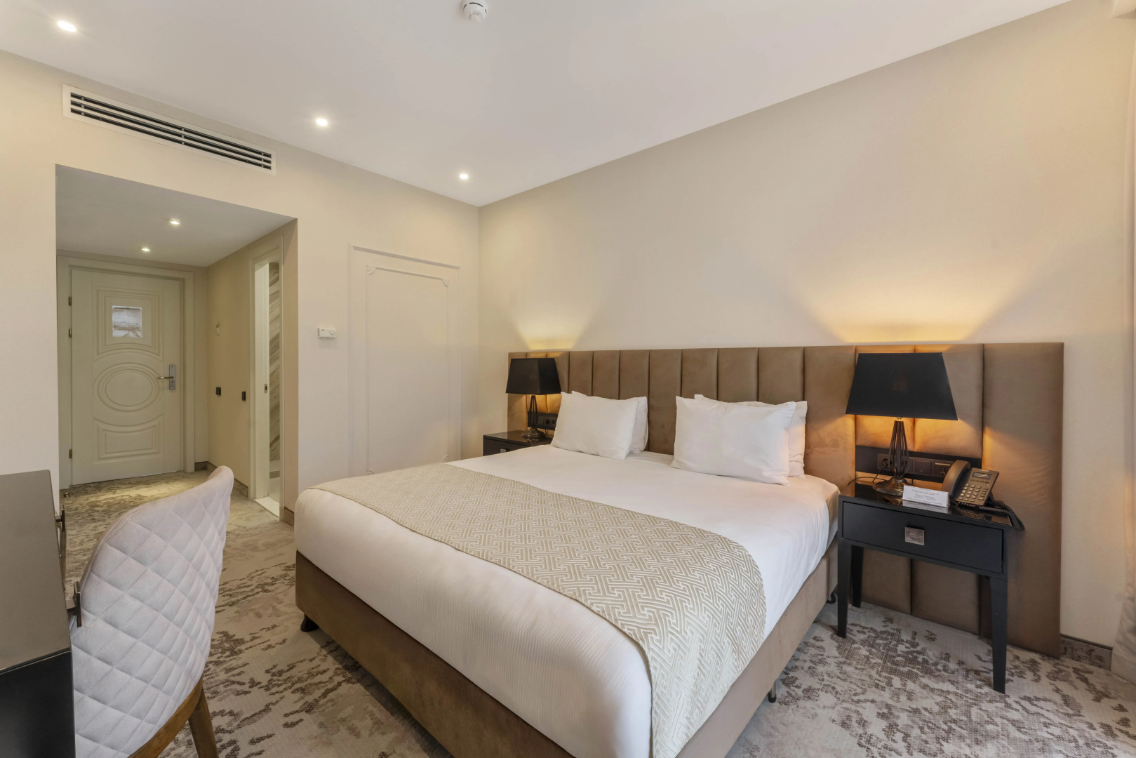 Курортный отель Mosavali