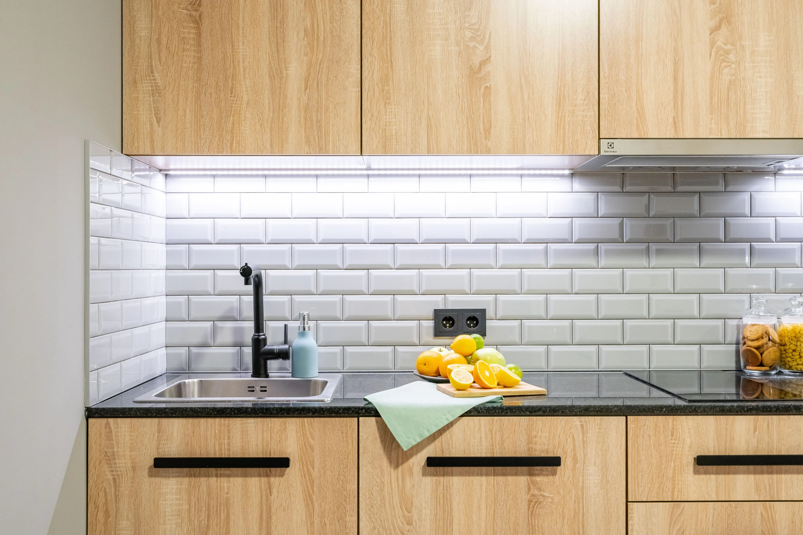 Апартаменты Sova Yard View Beige