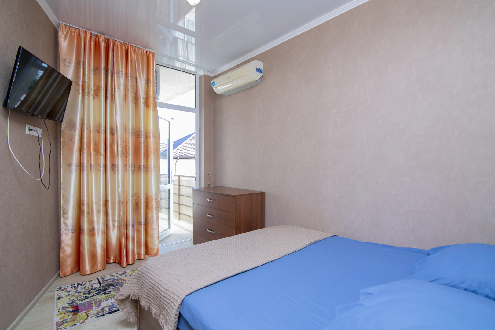 Апартаменты Двухкомнатная квартира на ул. Тельмана 50а