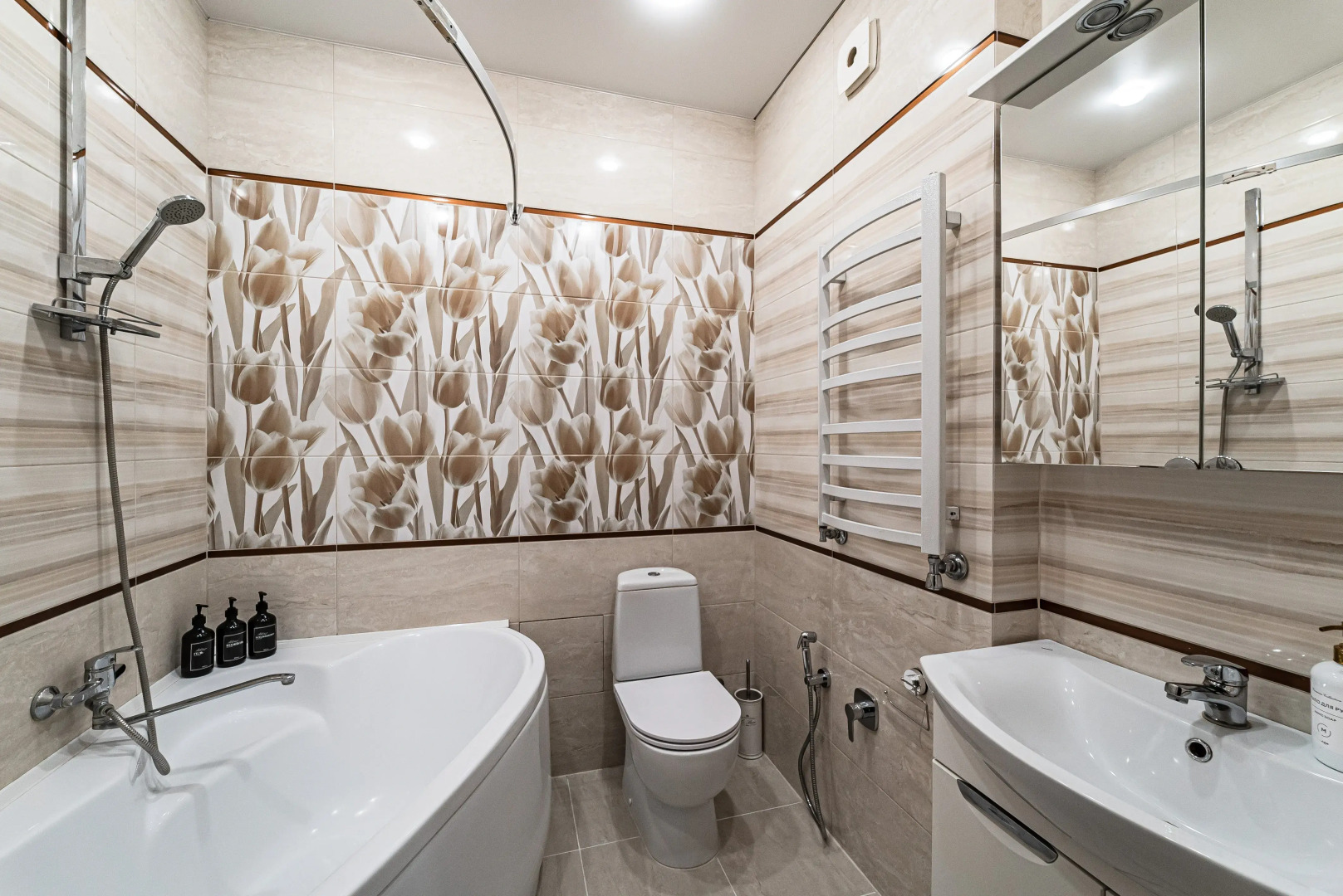 Квартира 2-х комнатная на Каштановой аллее