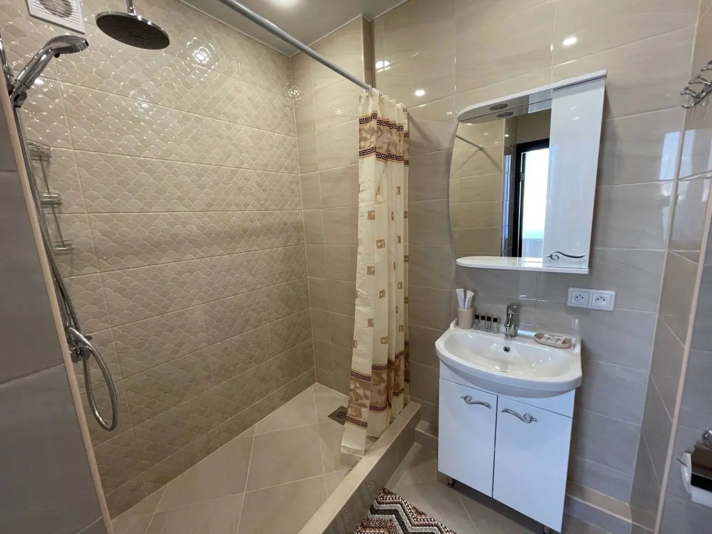 Апартаменты Color