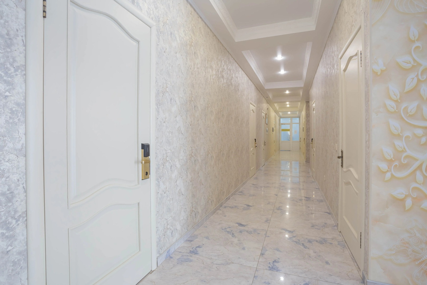 Отель Элефтерия