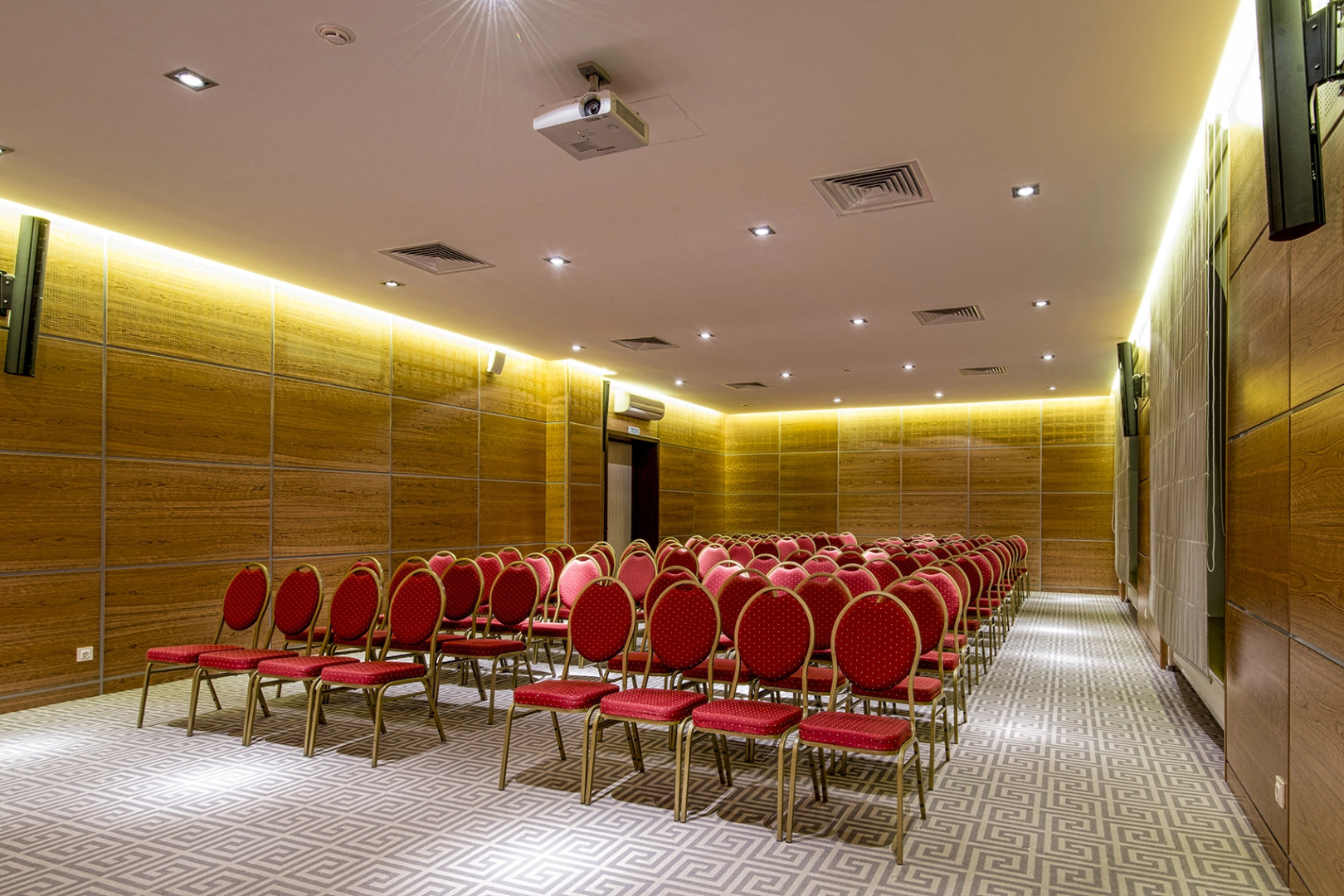 AZIMUT Отель Саранск