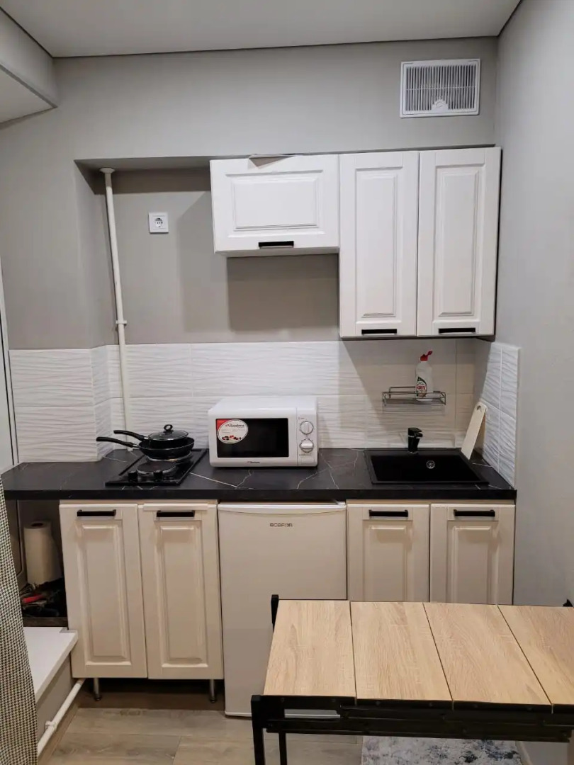 Квартира Гарифьянова 25 гостинка 15кв.м.