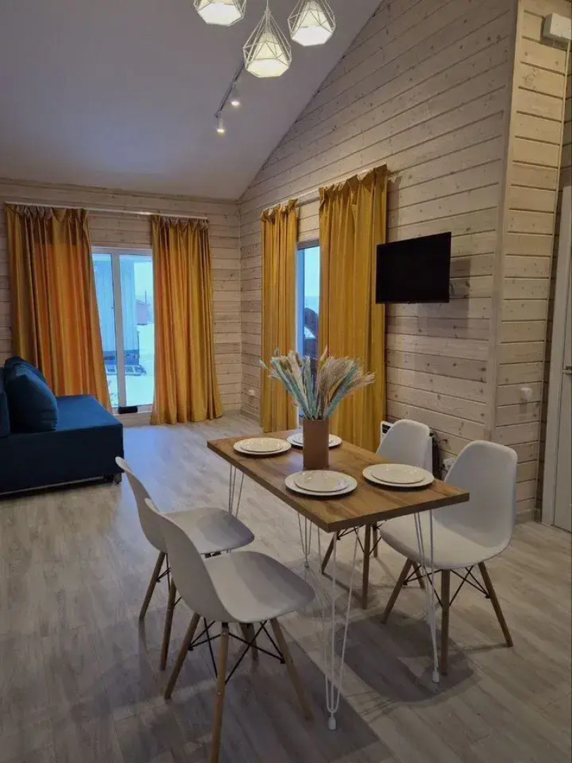 Частный Дом на Вишневой 78