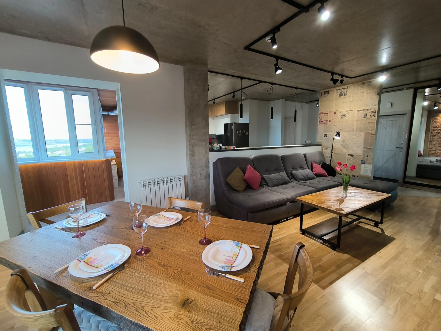 Квартира с Видом на Историческую Часть Костромы и Волгу