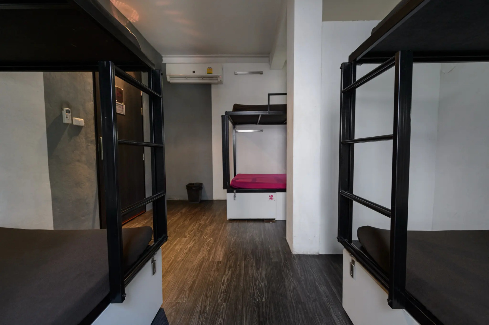 Хостел CheQinn