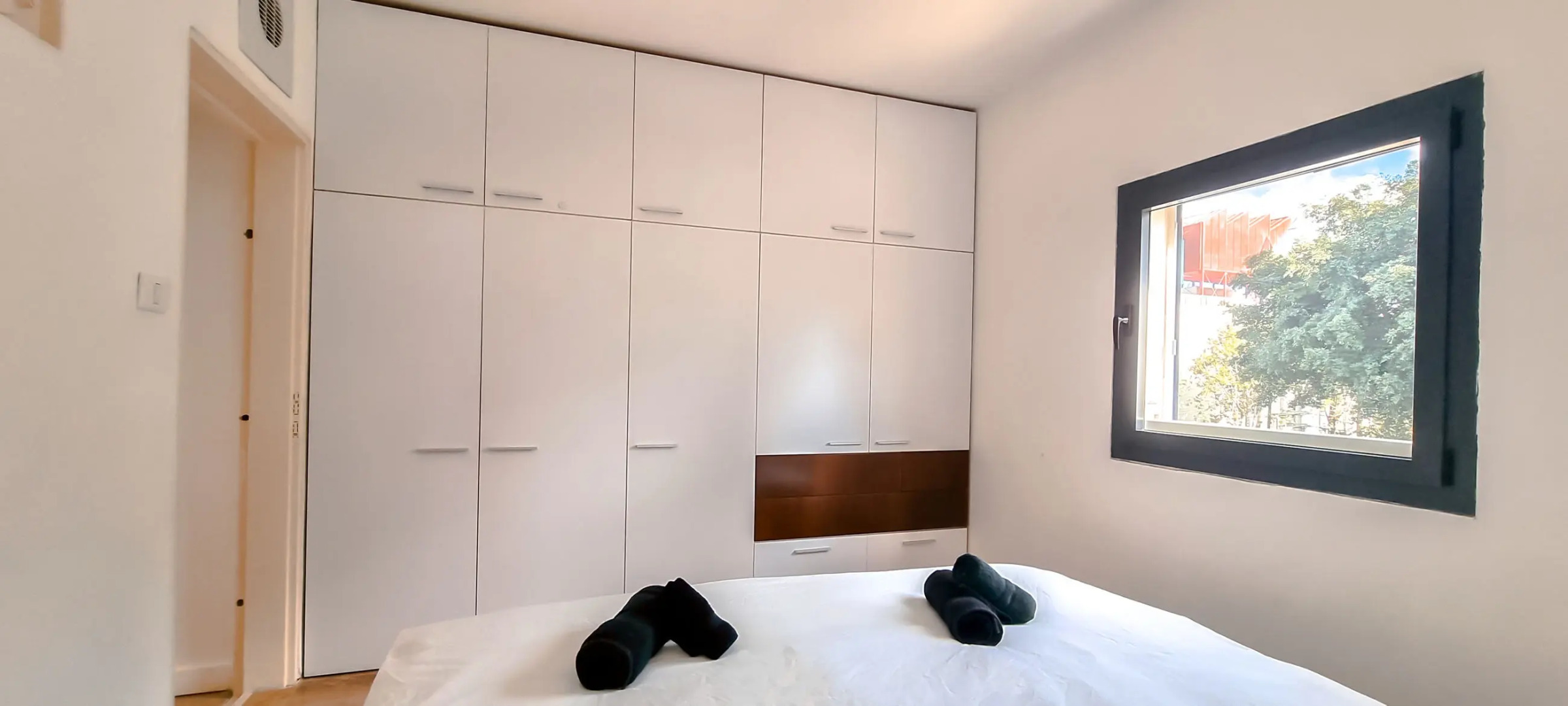 Апартаменты Ophrys 1BR Tel Aviv Kerem Kalisher