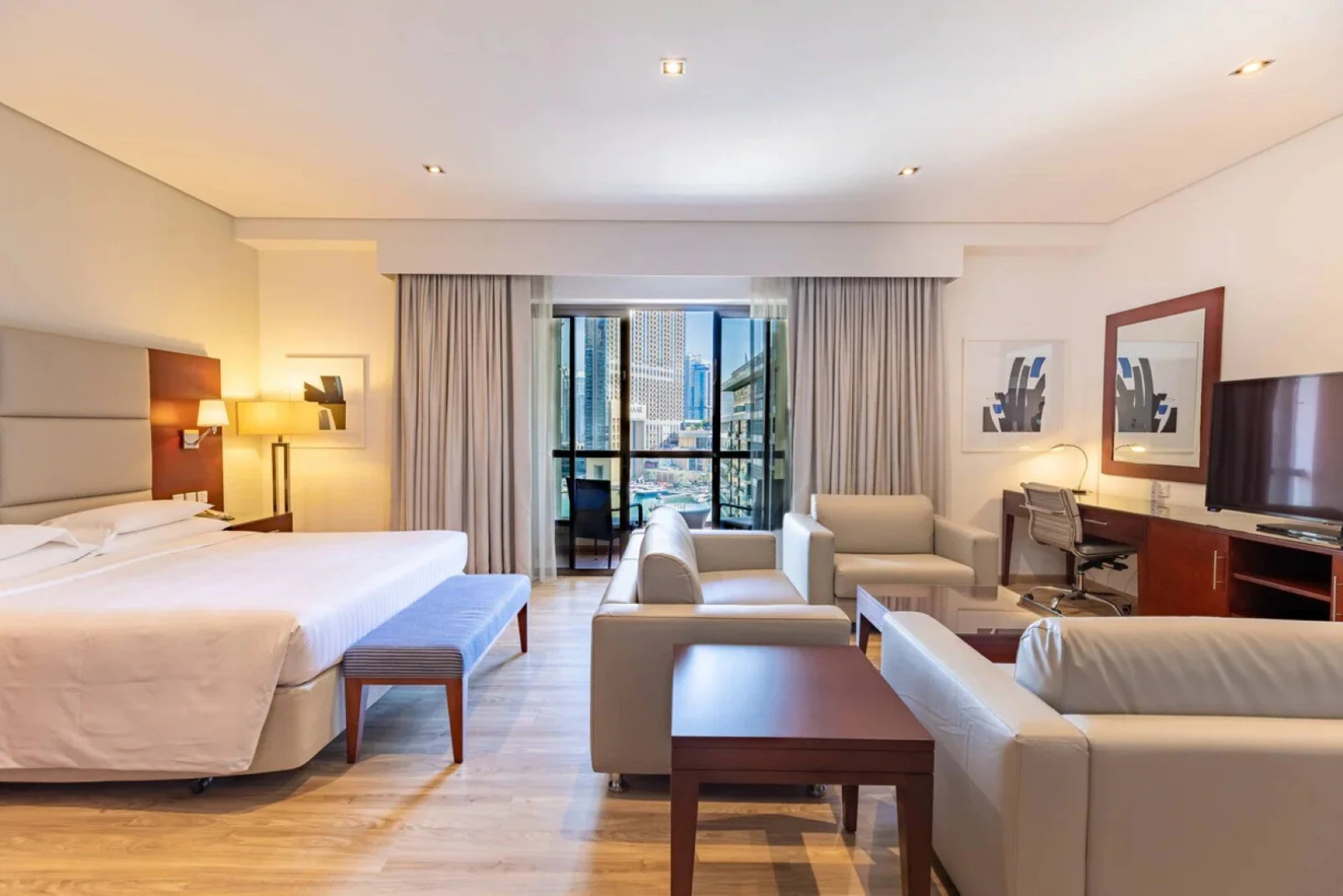 Отель Sheraton The Walk