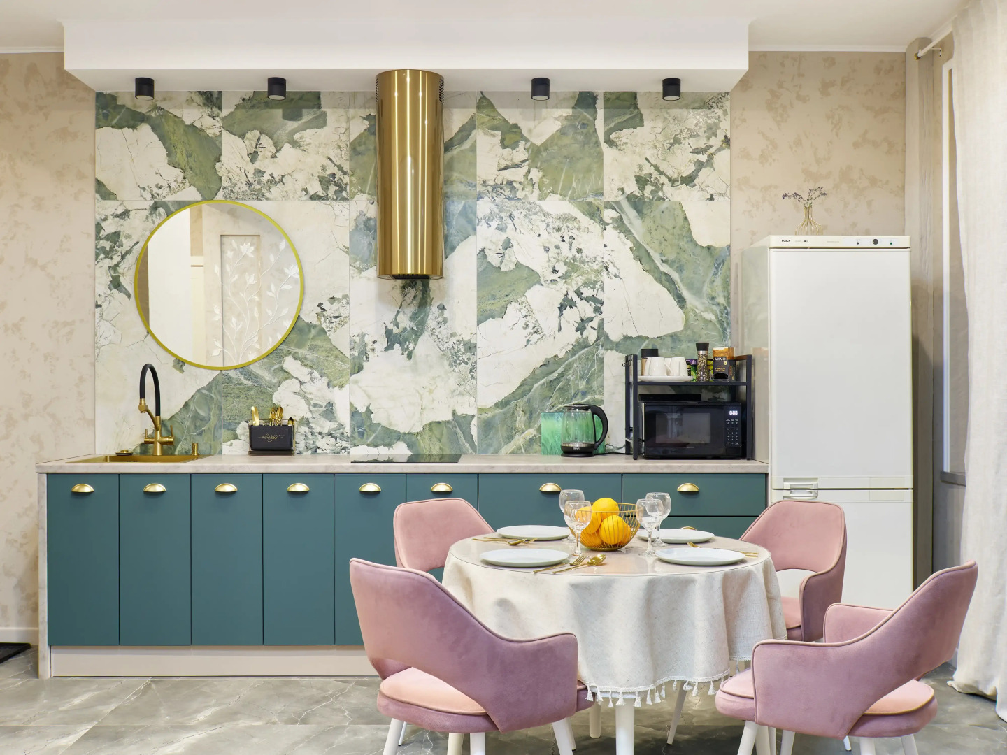 Апартаменты на Булаке