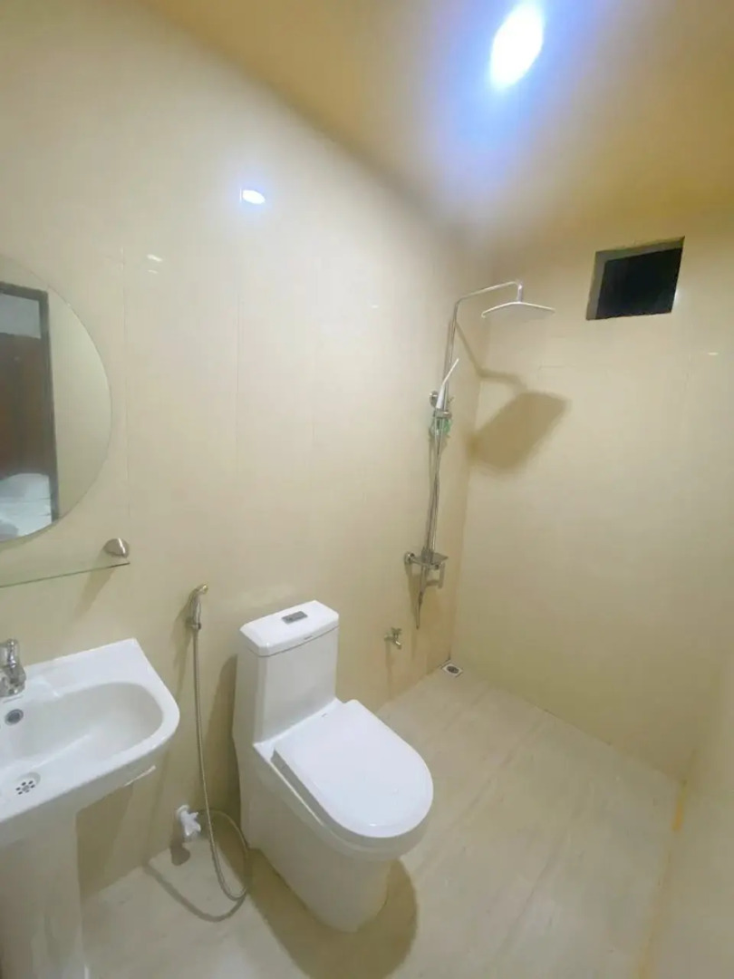 Отель Fatims Beach House Maafushi