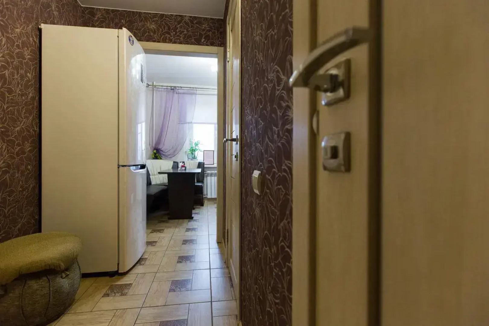 Апартаменты на улице Журавлёва 11/2