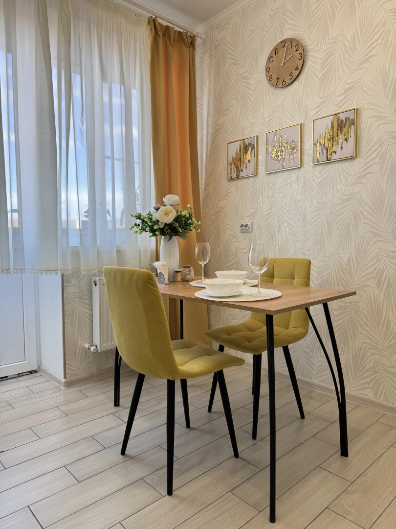 Квартира Посуточно на Четвертом Этаже