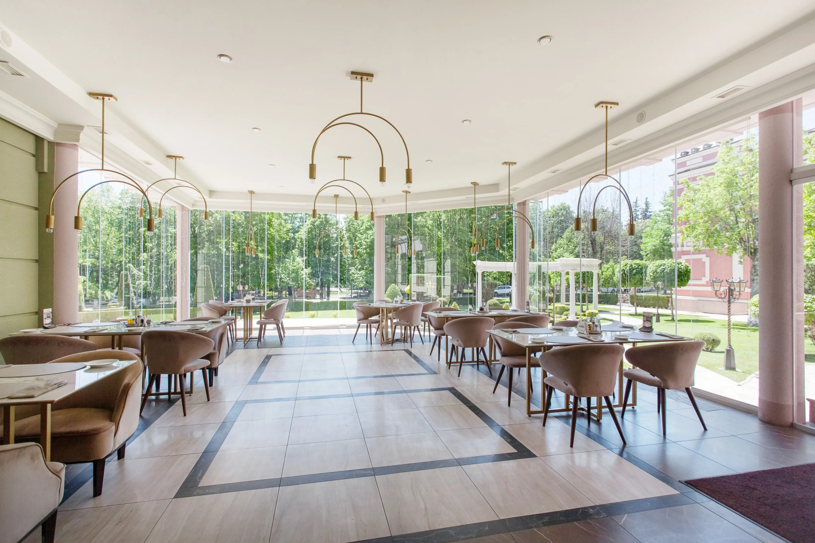 Отель Понтос Плаза