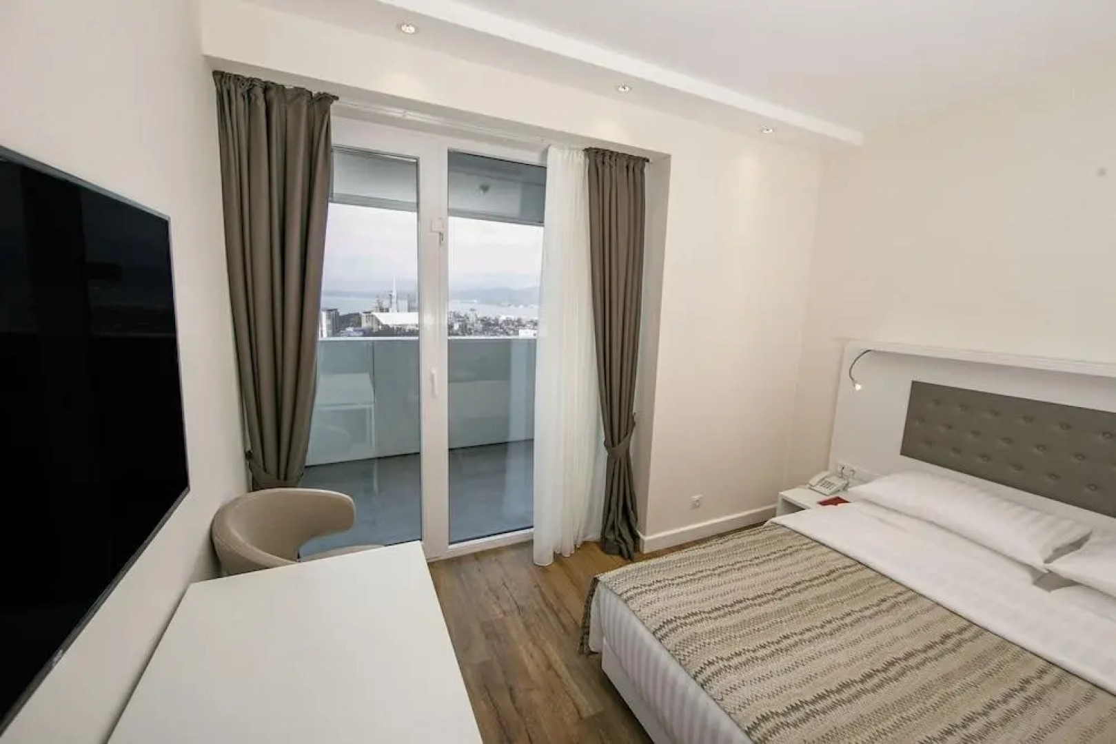 Отель Alliance Palace Batumi