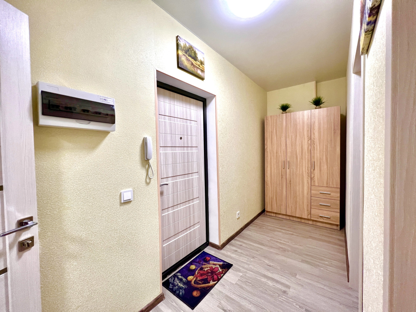 Апартаменты Уютные в ЖК Академический на 8 этаже (рядом с Парком Гагарина) пр-кт К.Маркса, 242