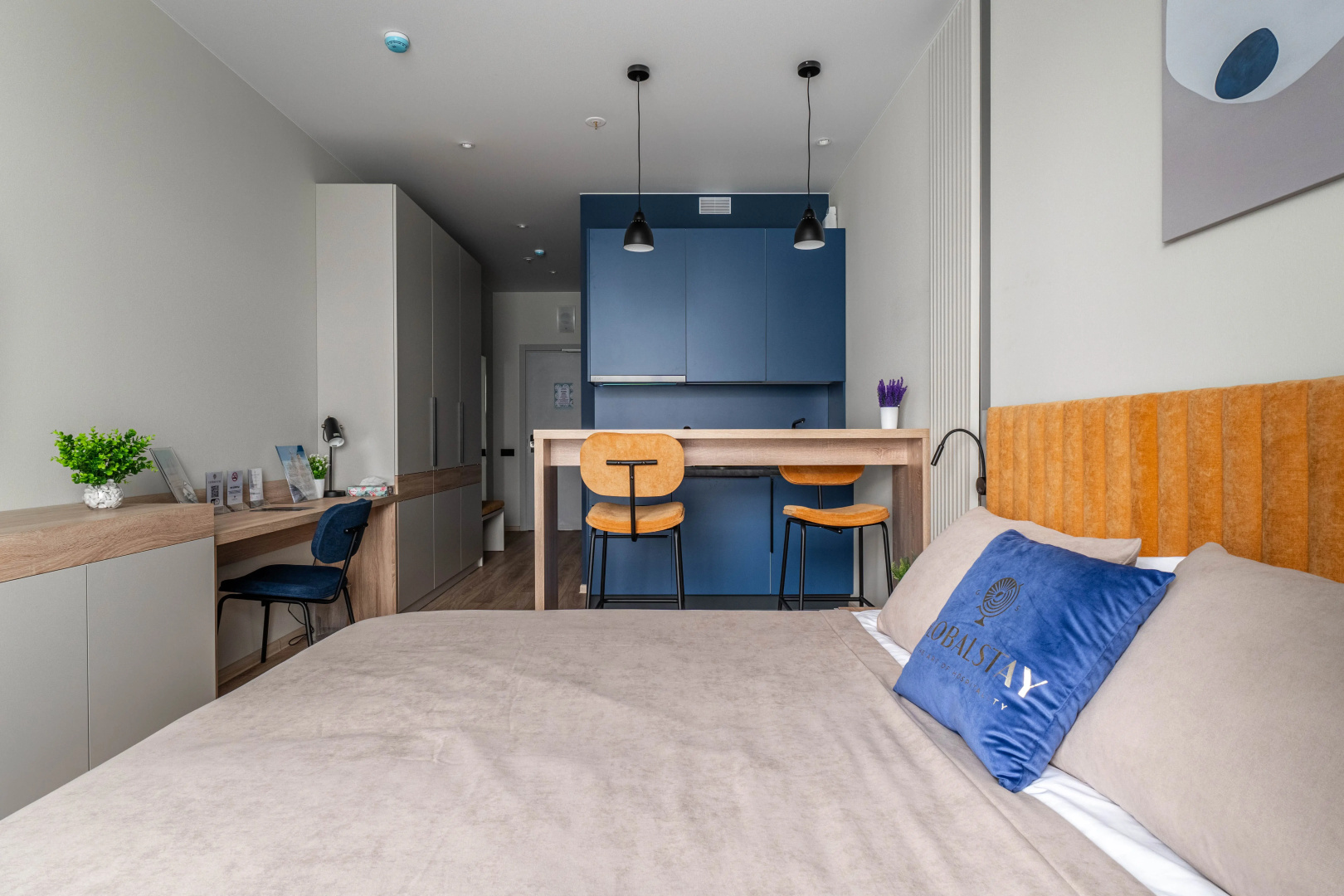 Apartment GLOBALSTAY. Новая студия Ладожский Авенир 10 мин м. Ладожская