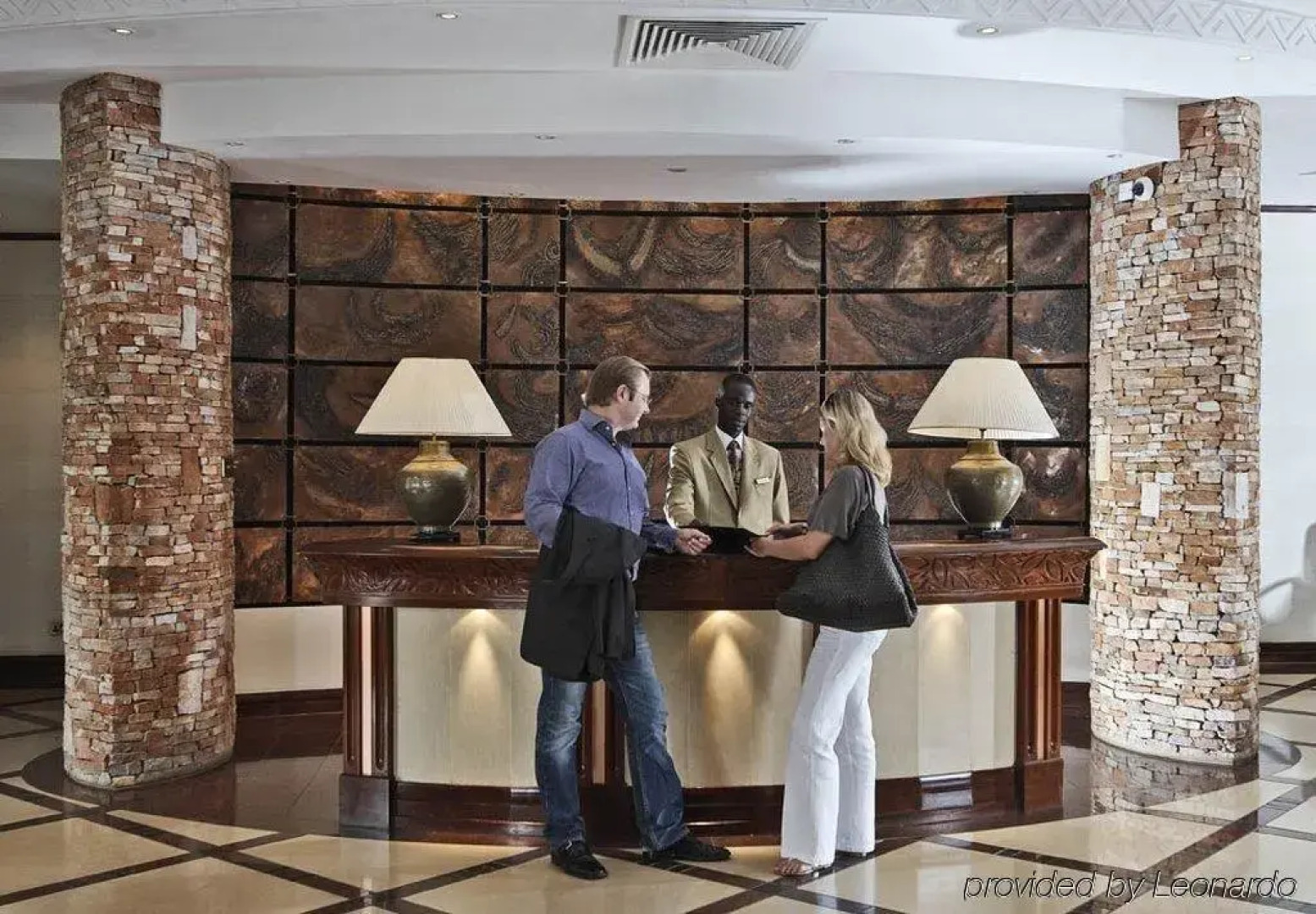 Отель Kampala Serena