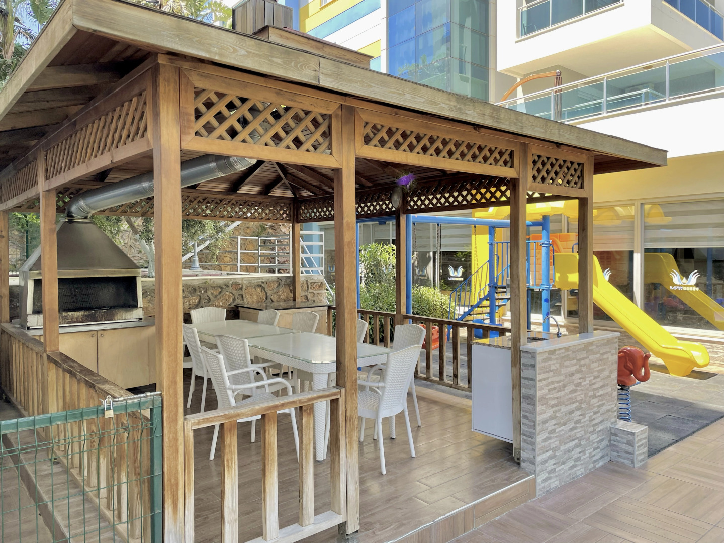 Апартаменты с видом на море 5*