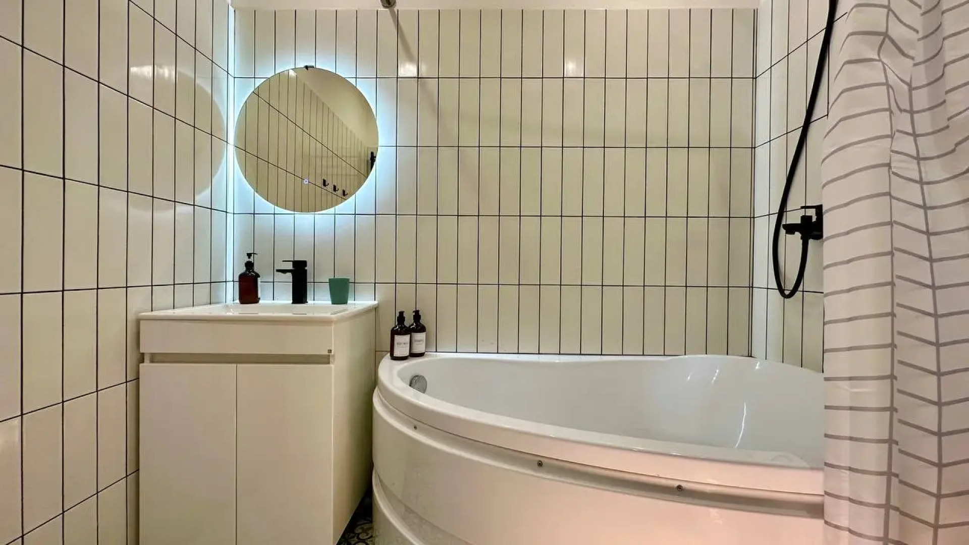 Апартаменты ArendaGrad Бакунина 9