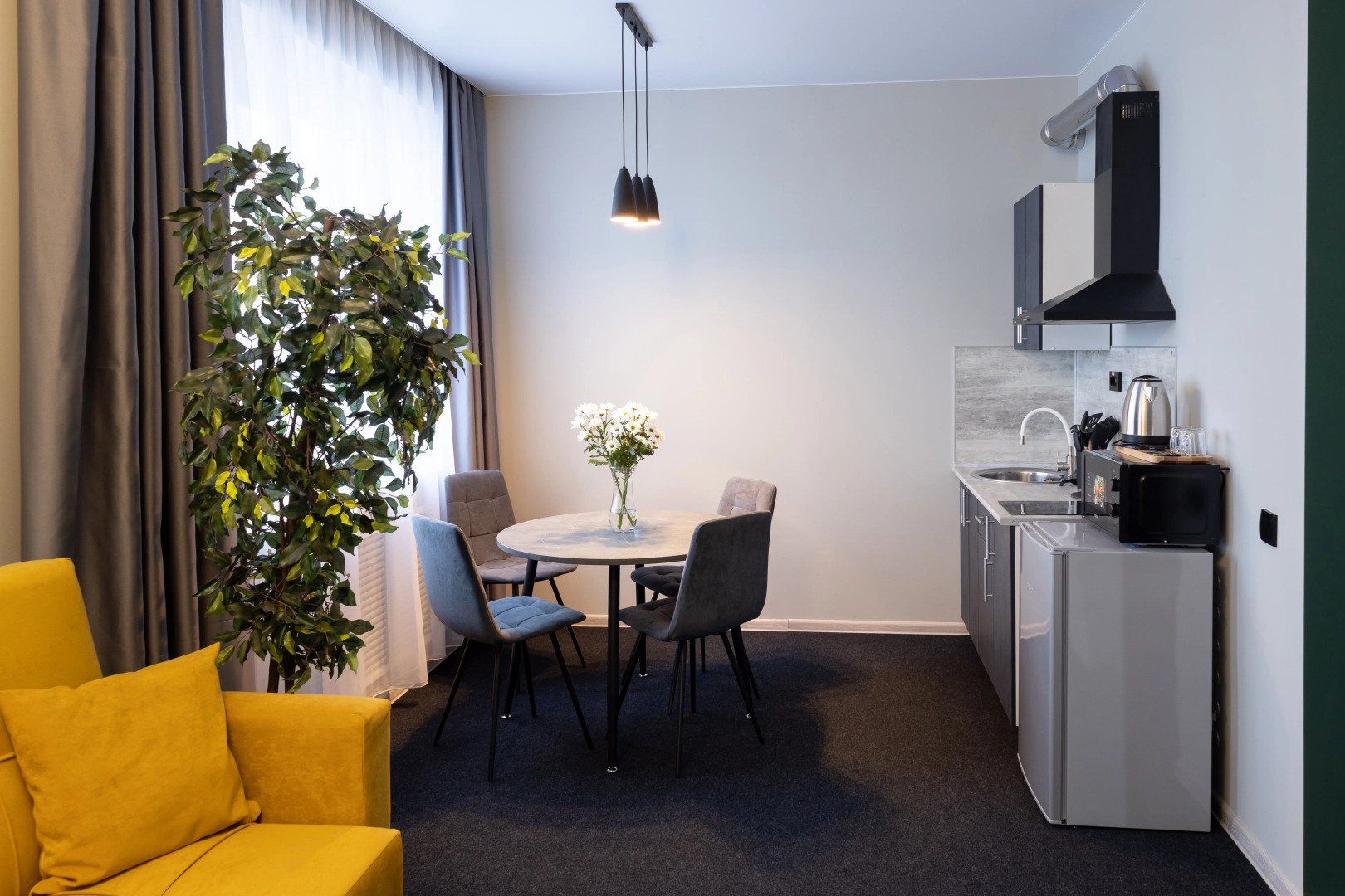 Отель Green Hall