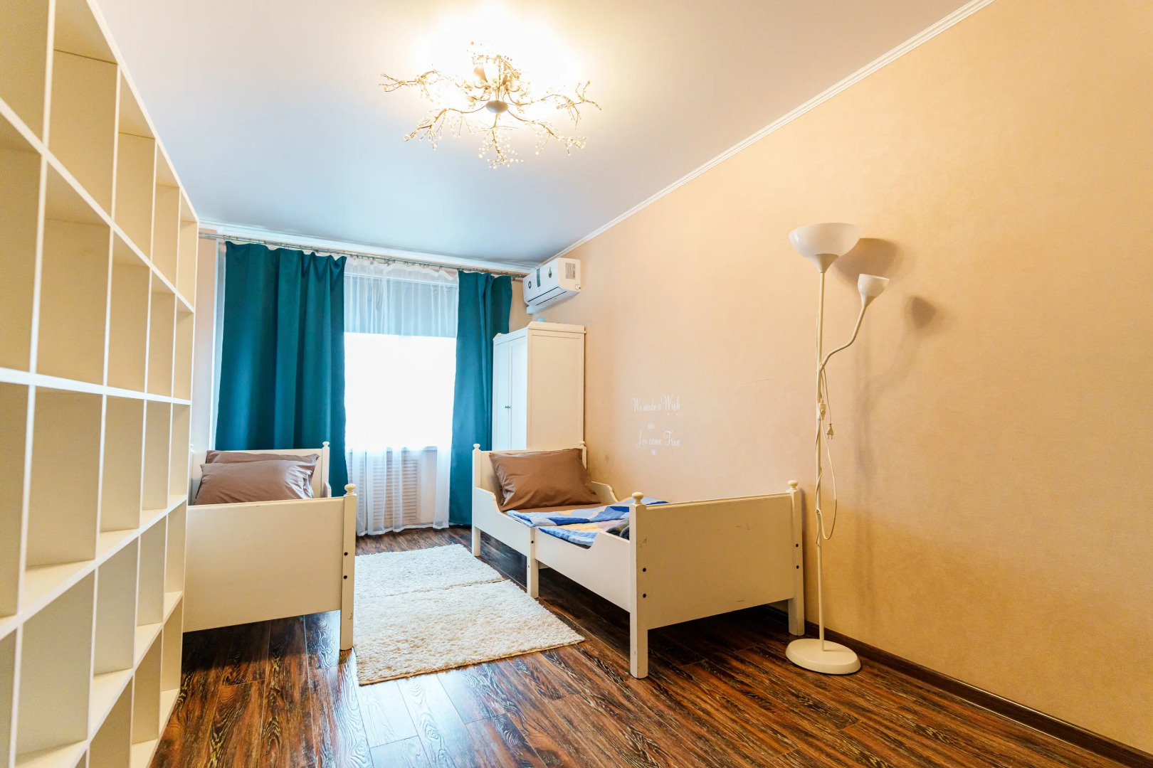 Апартаменты рядом с морем в центре Новороссийска от LetoApart