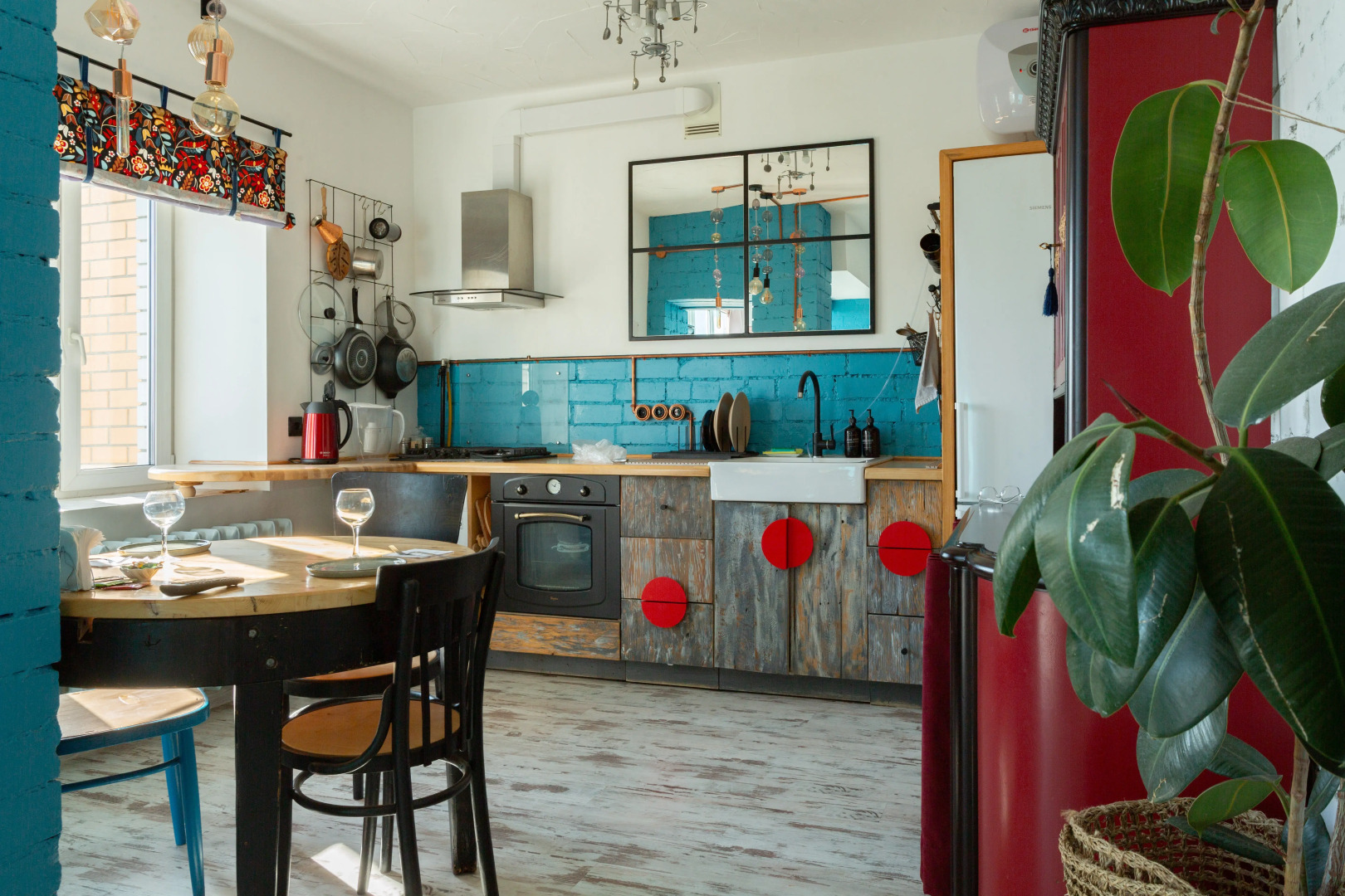 Апартаменты «Атмосфера» | Безумное Чаепитие — Сказка С Настоящим Комфортом