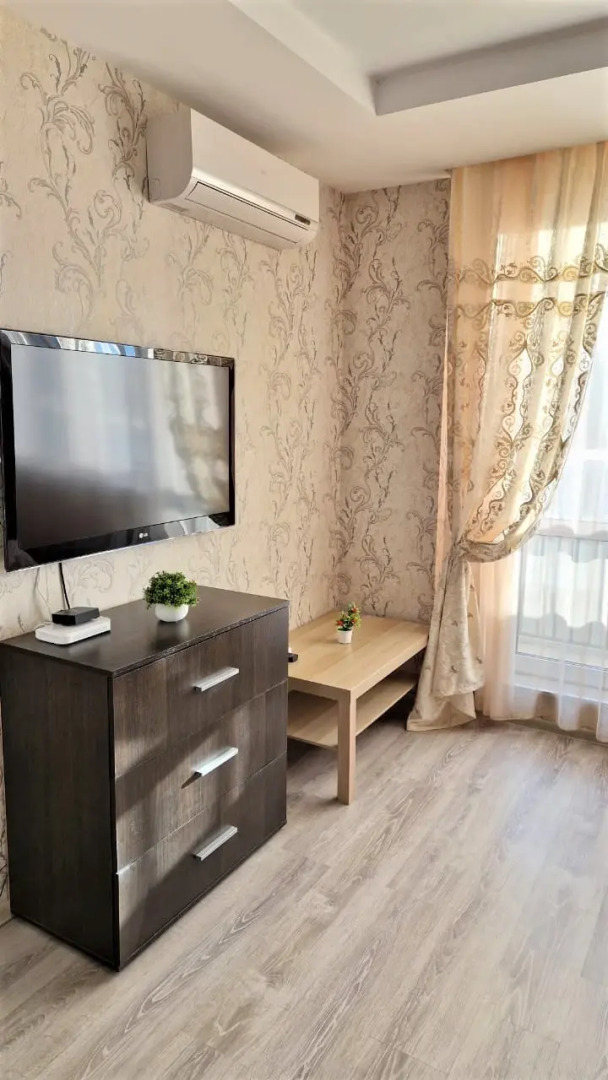 Квартира Краснозвездная 33