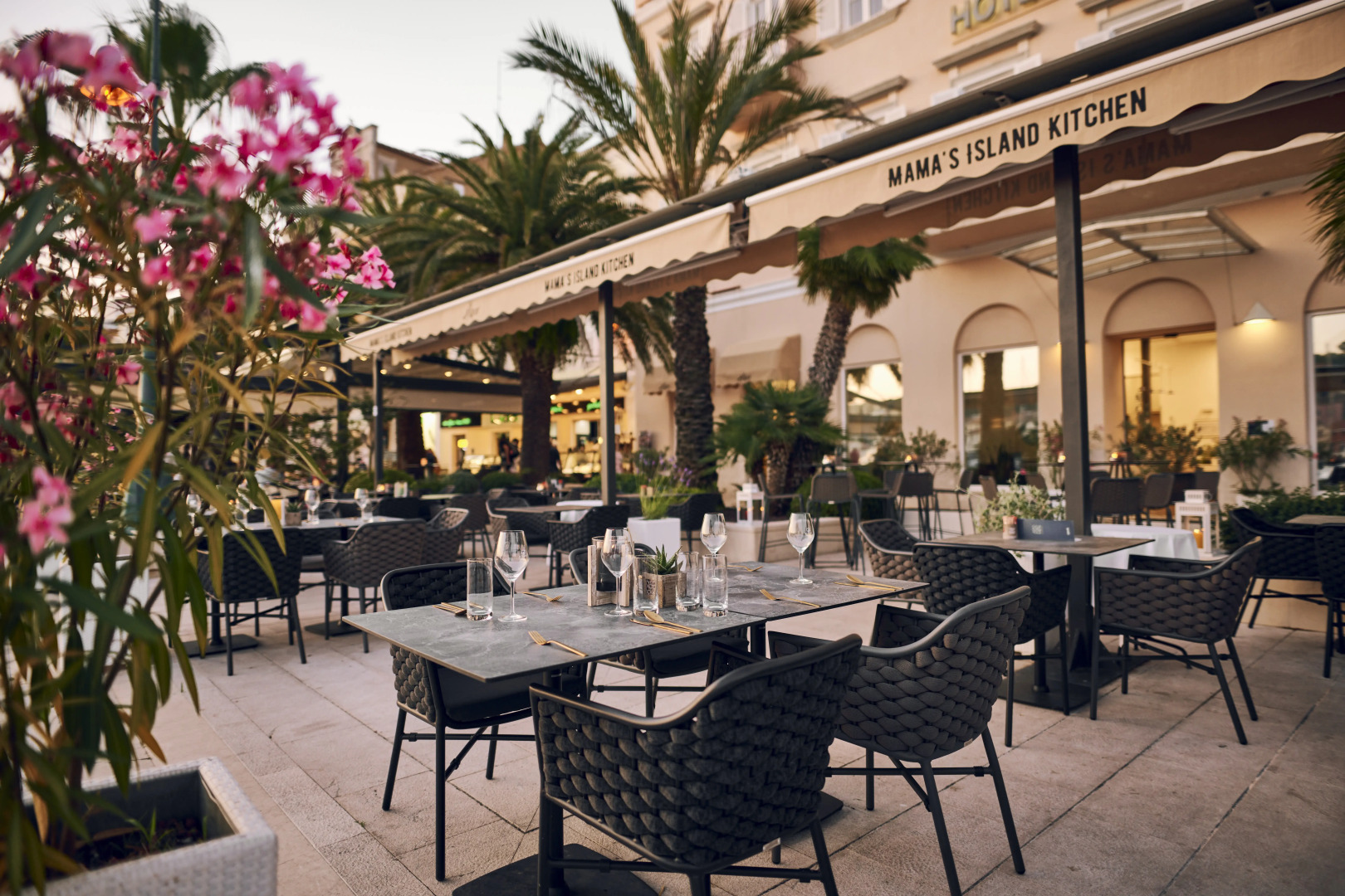 Отель Apoksiomen