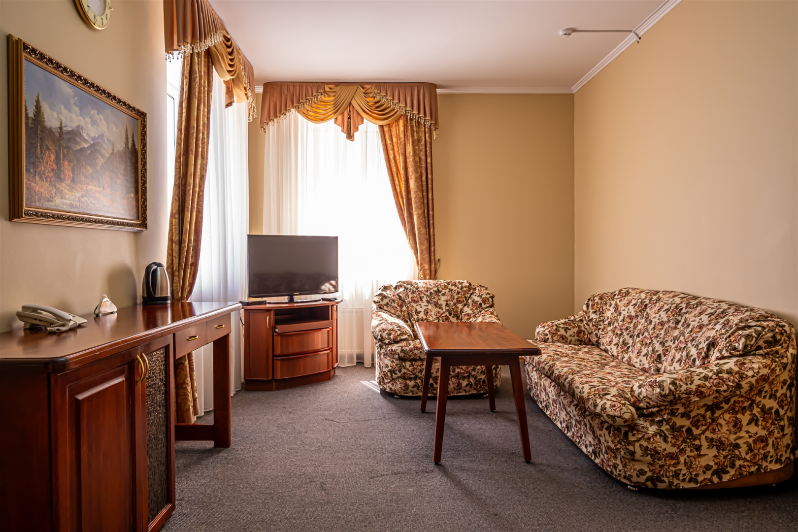 Отель Респект