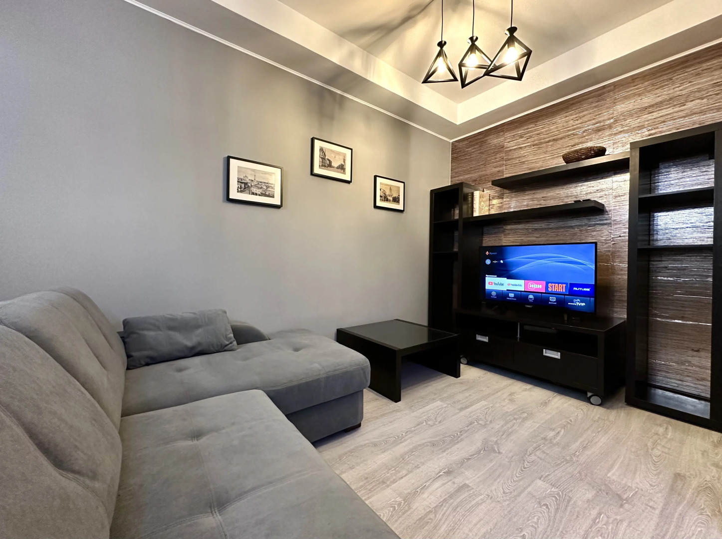 Квартира 2-комнатная Cтудия Yarapartments на Первомайской 19