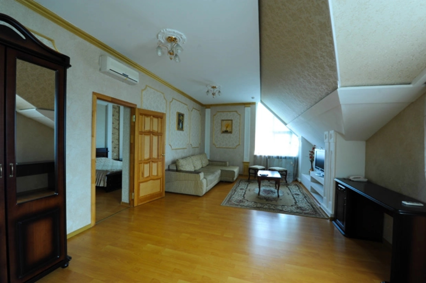 Отель Эдельвейс