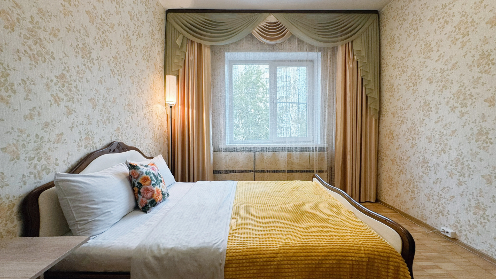 Апартаменты Попова 26