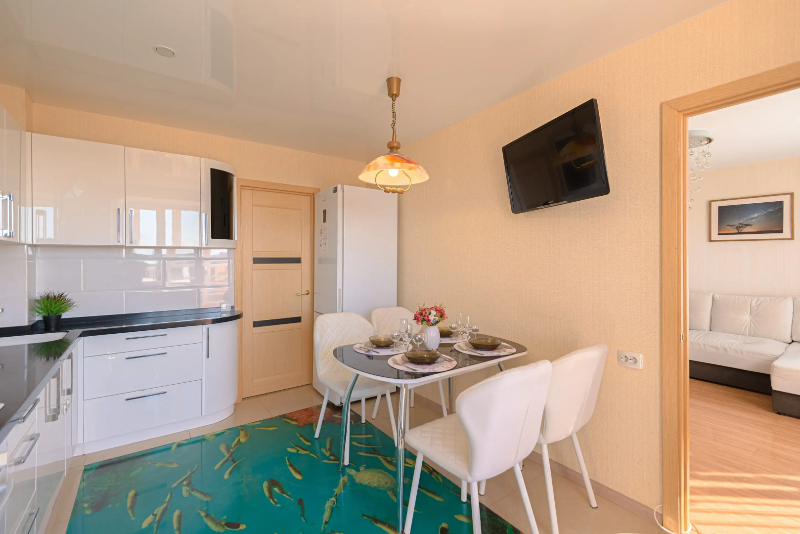 Квартира 1-к в престижном мкр. на Ильенко 14/7 от RentAp, 4 сп.места