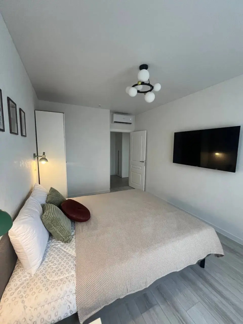 Просторная трехкомнатная квартира