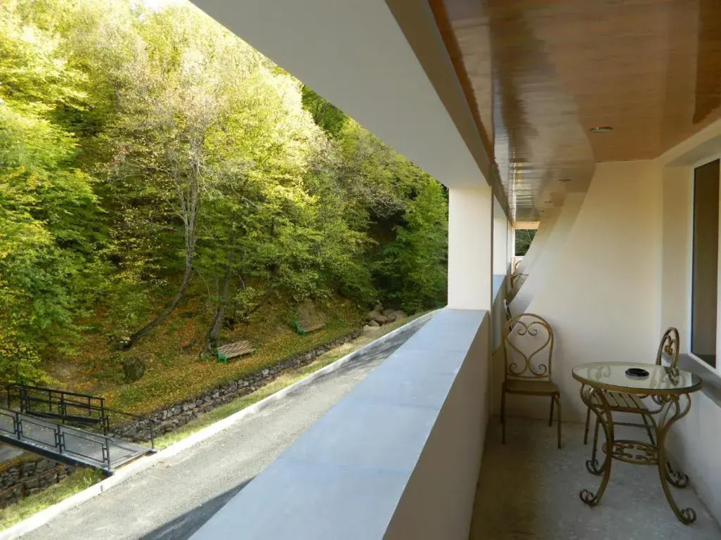 Отель Цахкаовит