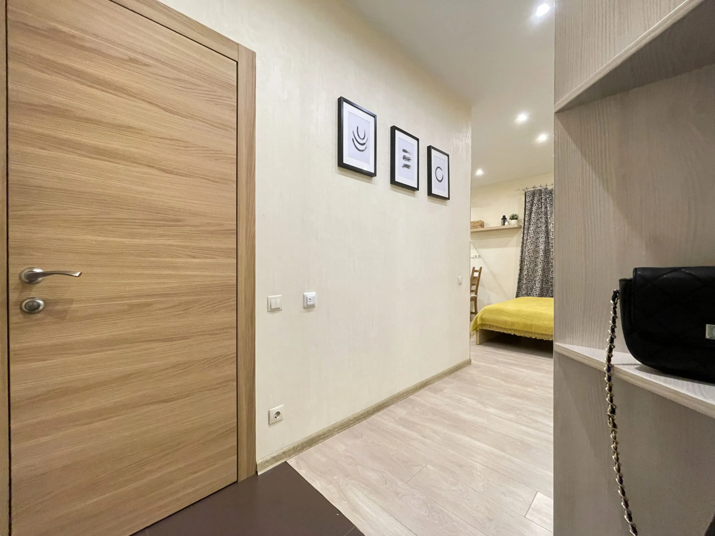 Апартаменты ДИЗАЙН-СТУДИЯ ДЛЯ ЦЕНИТЕЛЕЙ КОМФОРТА И УЮТА