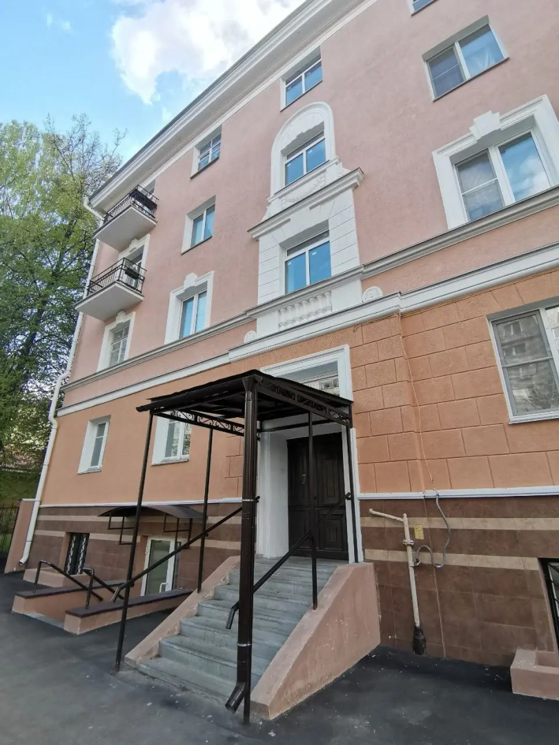 Апартаменты Лофт 4 около ТЦ Этажи