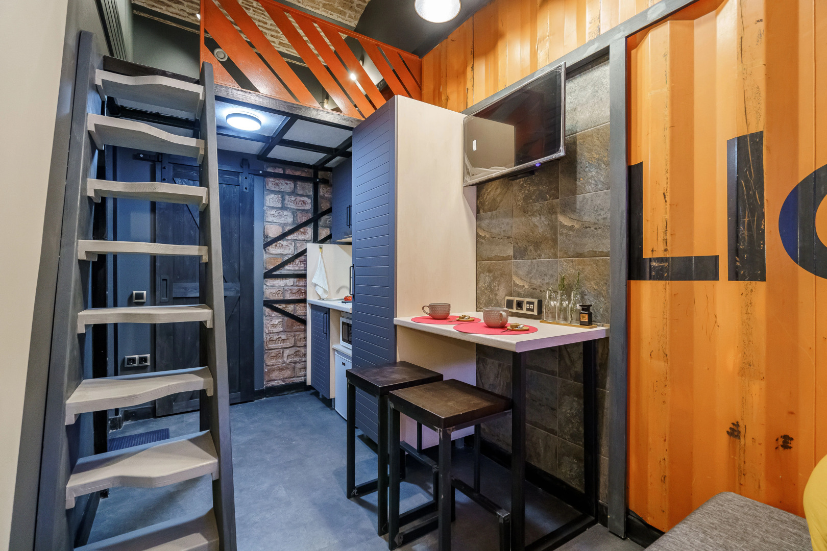 Апартаменты Alpine Urban Garden 2