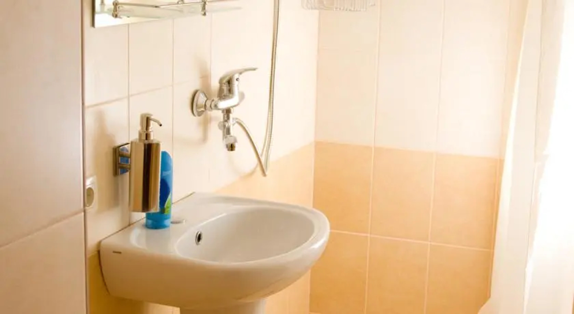 Отель Собер