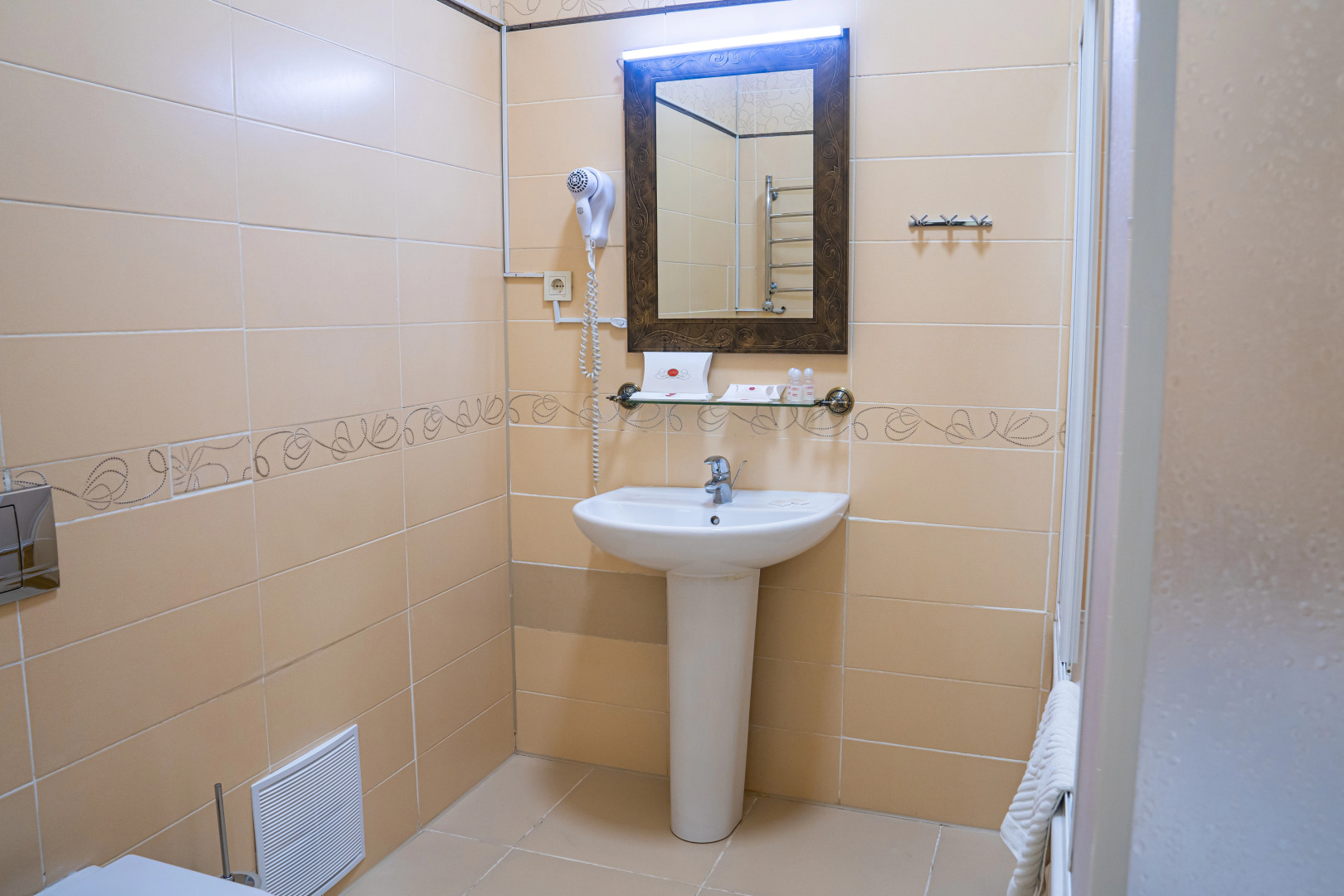 Отель Belon-Lux