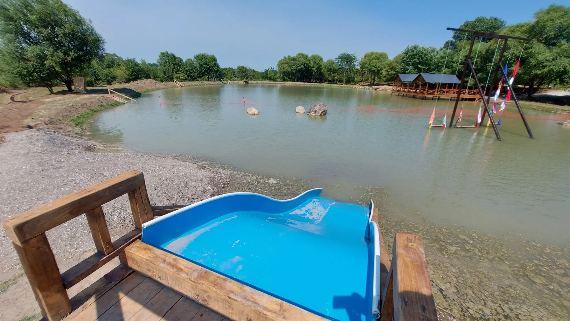 База отдыха Беной Тревел "Озеро"