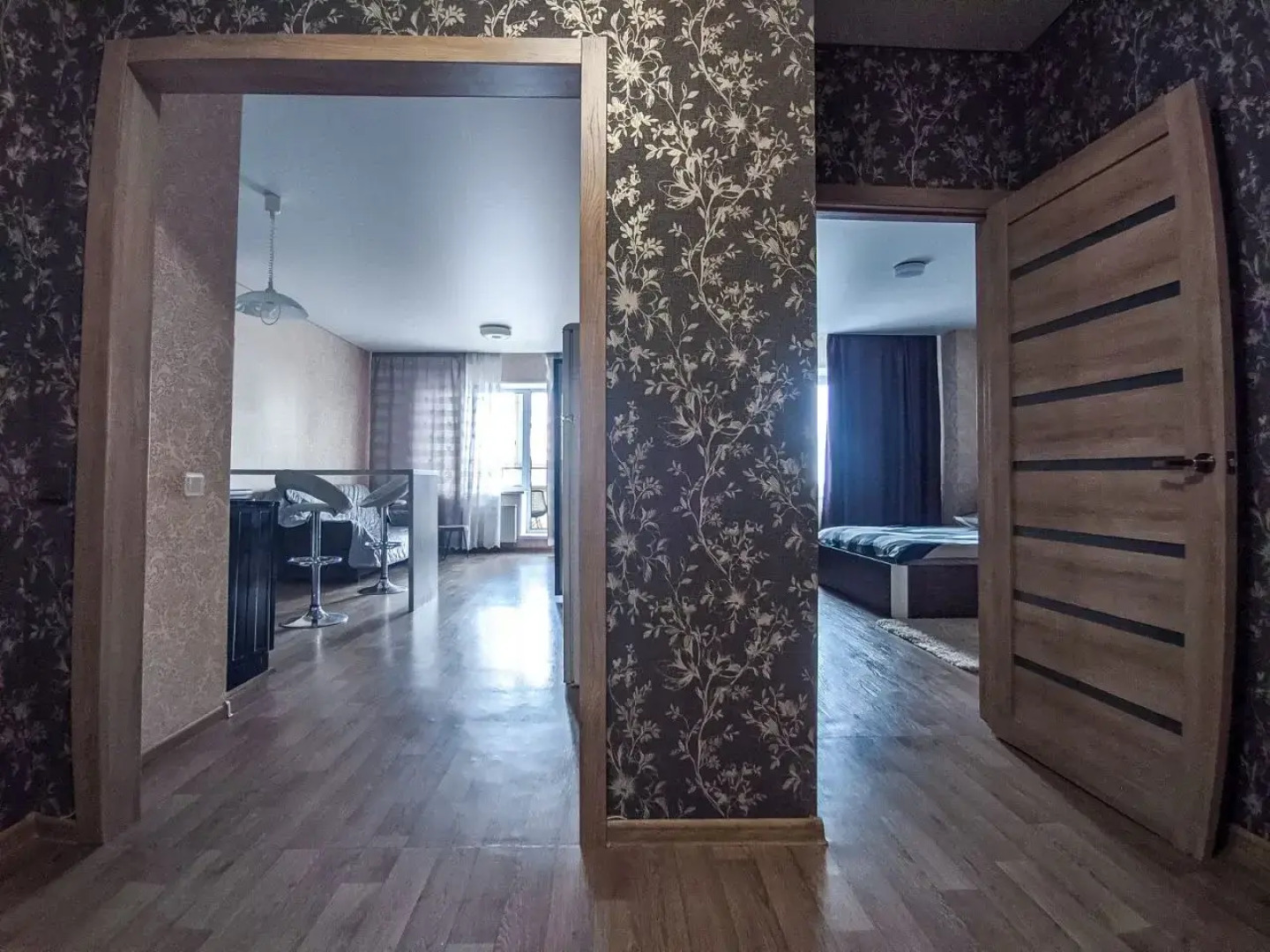 Квартира в Престижном Районе с Видом на Реку и Парк