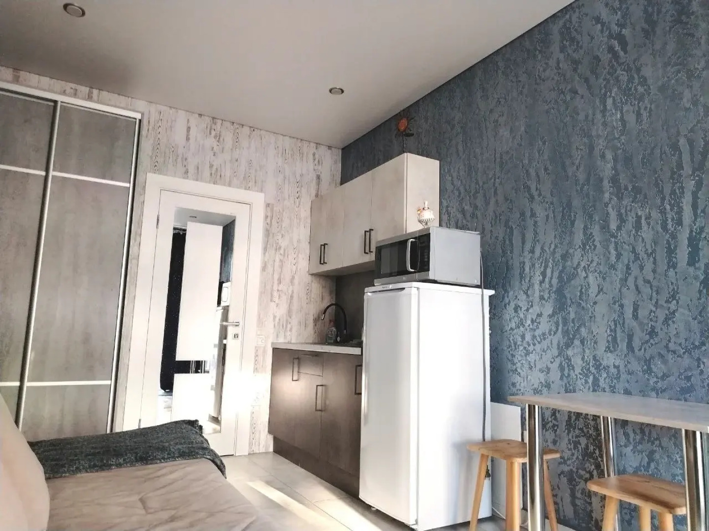 Квартира-студия с парковкой в центре Нахичевани