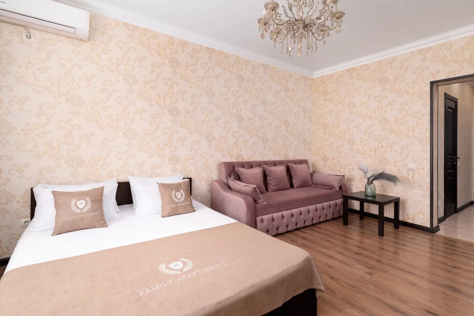 Апартаменты двухкомнатные на Жлобы