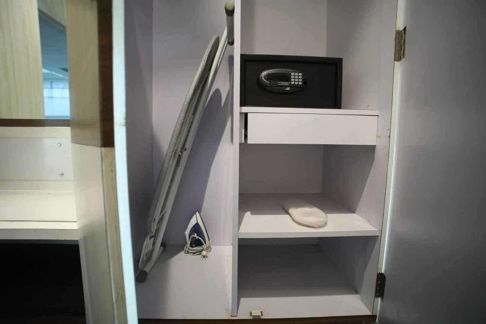 Отель The Byke Suraj Plaza Veg