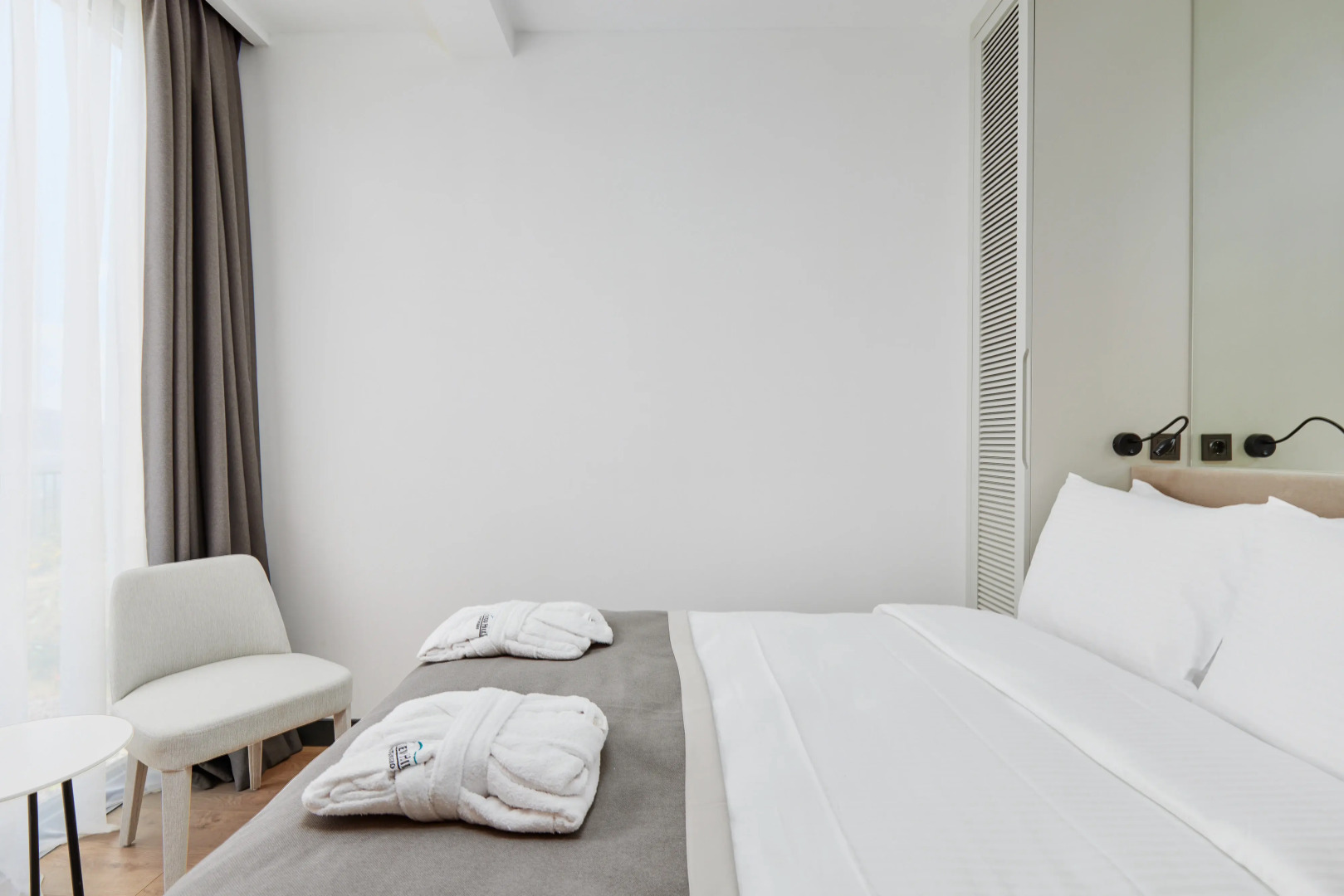 Апарт-отель Bayview Hills Luxury Residences